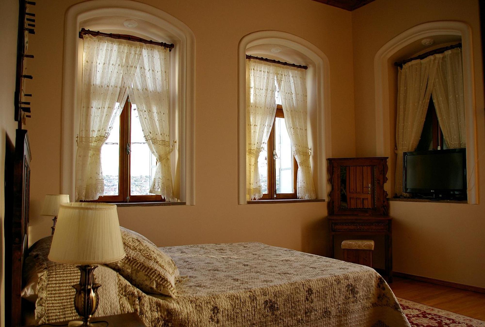Hera Hotel Bergama Exterior foto